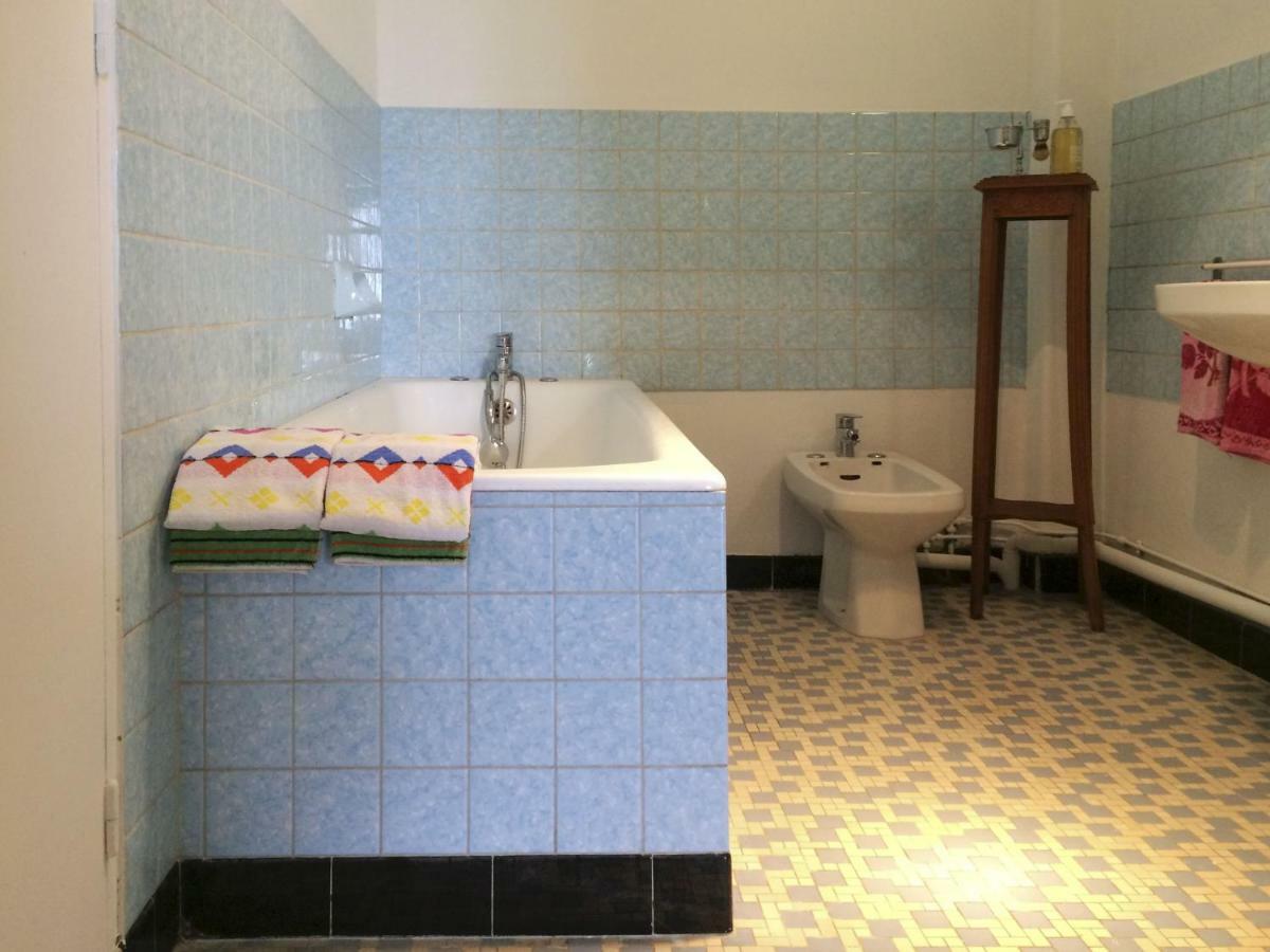 Retro Arty House Villa Mesnay Luaran gambar