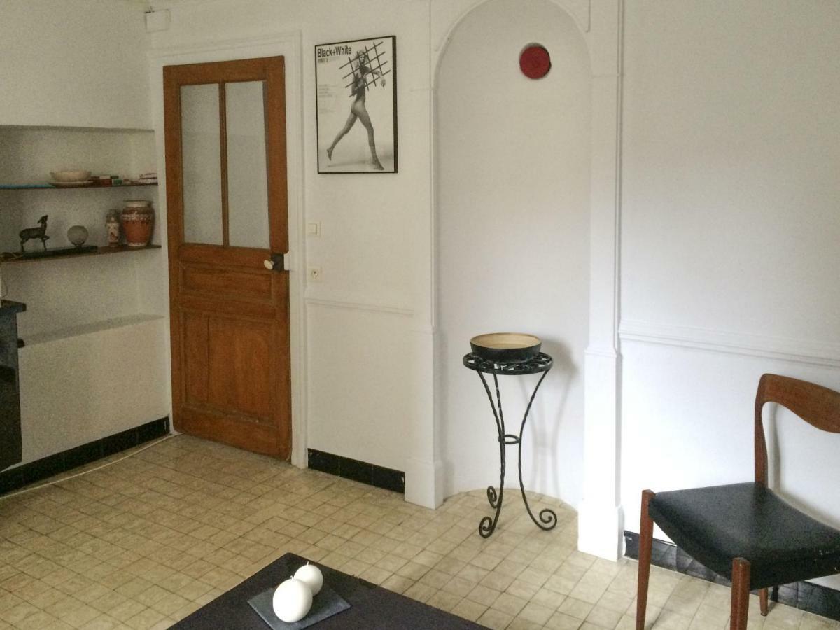 Retro Arty House Villa Mesnay Luaran gambar
